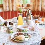 Bachschmied Otel Maria Alm am Steinernen Meer