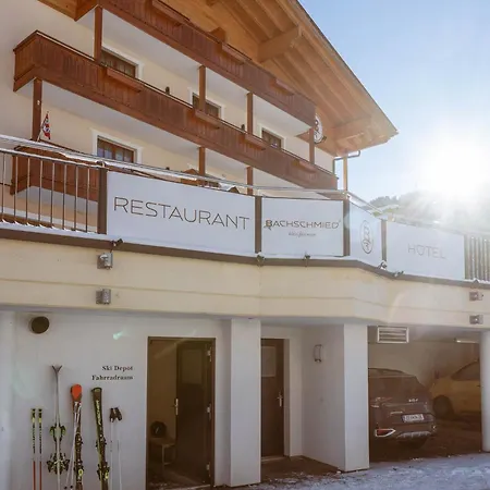 ホテル Bachschmied