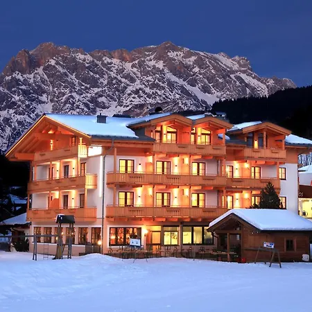 Hotel Bachschmied 3*